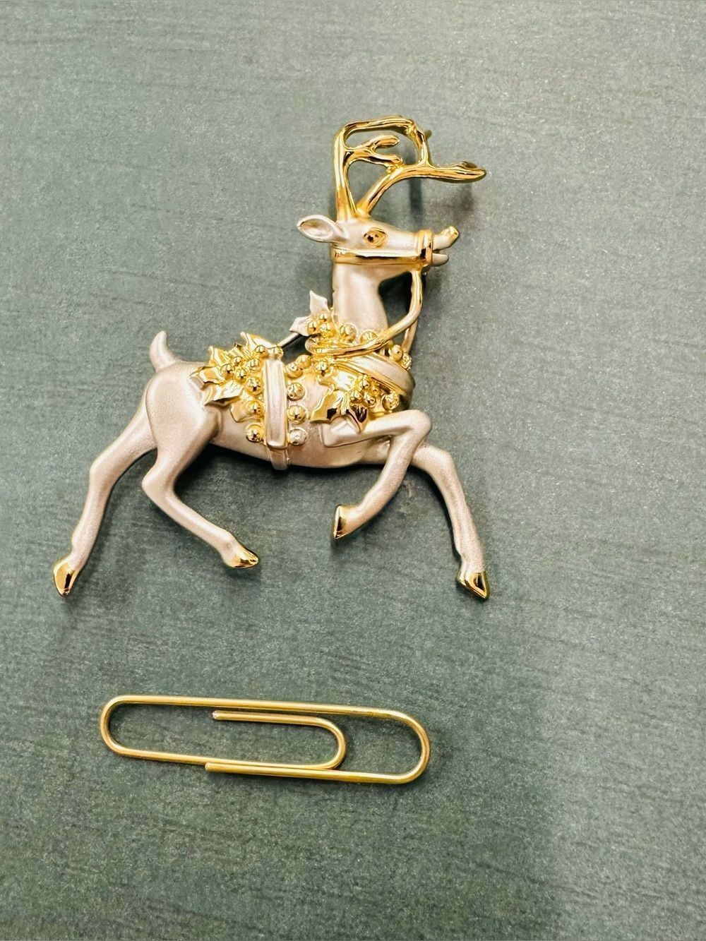 Silver Gold Reindeer Brooch B10